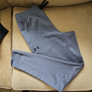 Under Armour boy's sweatpants L